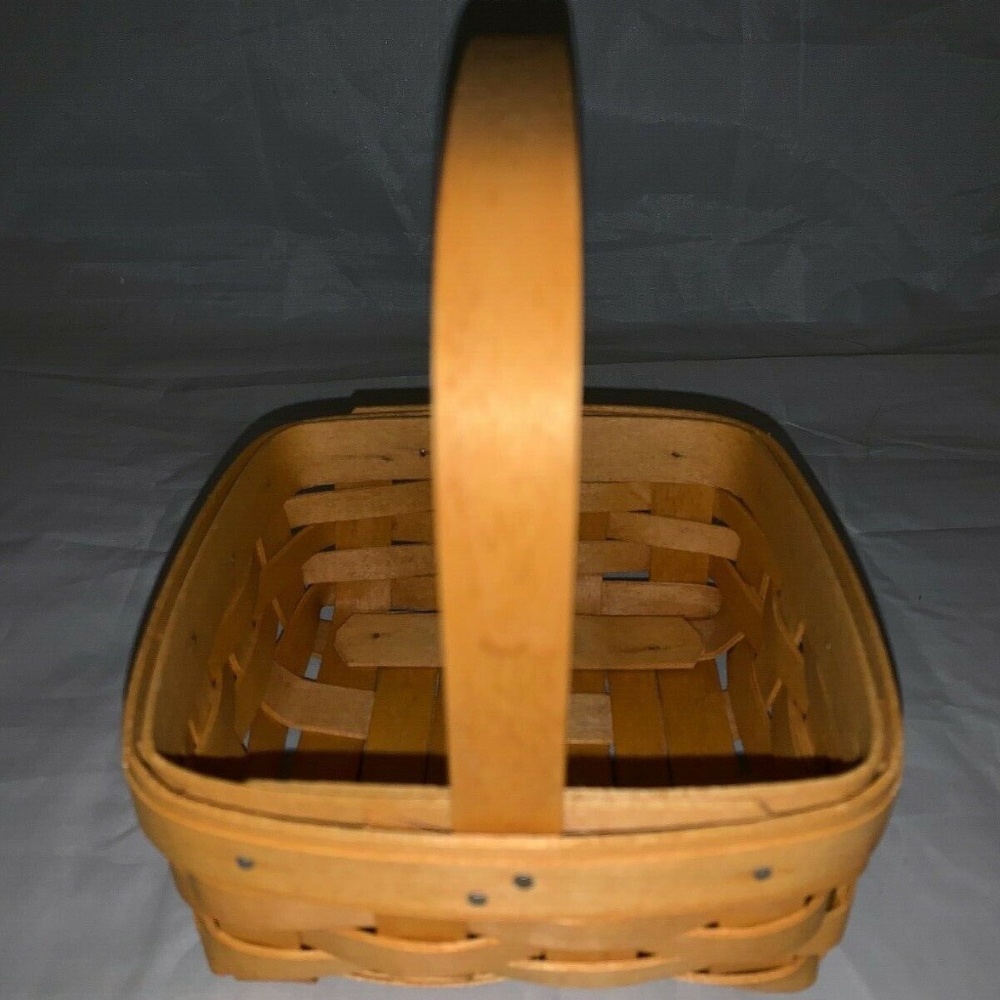 Longaberger 2002 Tarragon Booking Basket